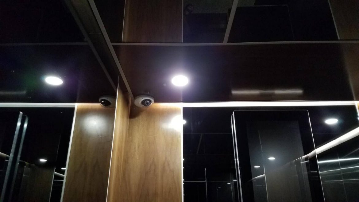 GIẢI PHÁP LẮP CAMERA THANG HOẶC