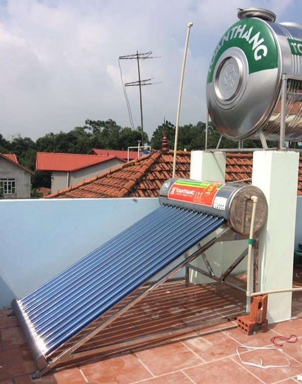 binh-nuoc-nong-solar